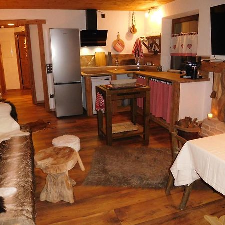 Wellnessoase Mit Sauna Und Whirlpool Інцель Екстер'єр фото