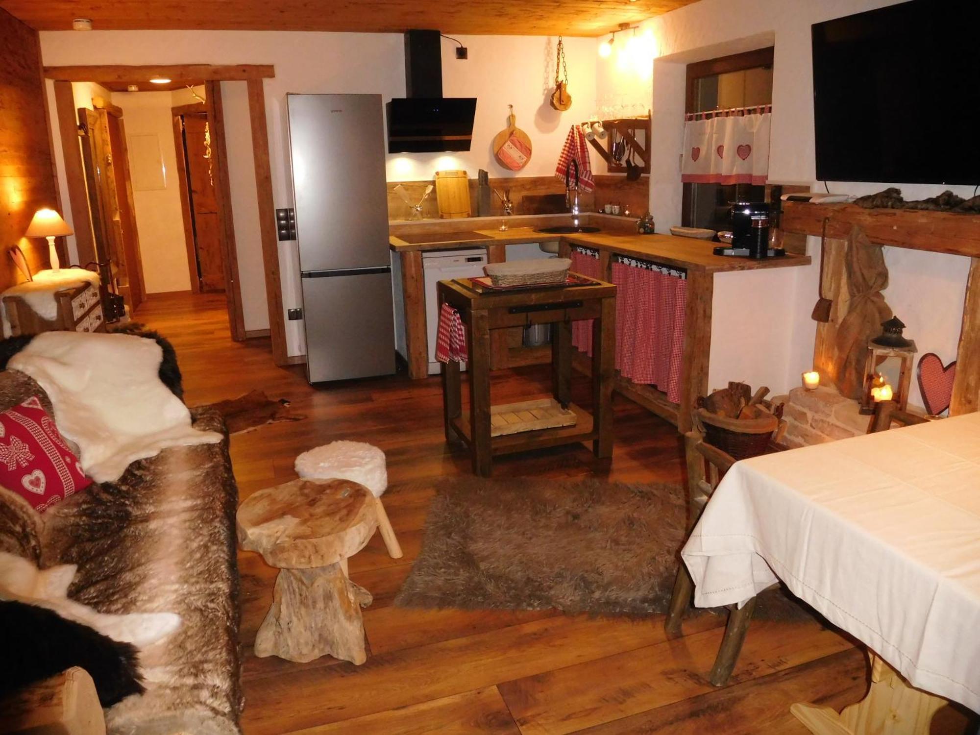 Wellnessoase Mit Sauna Und Whirlpool Інцель Екстер'єр фото